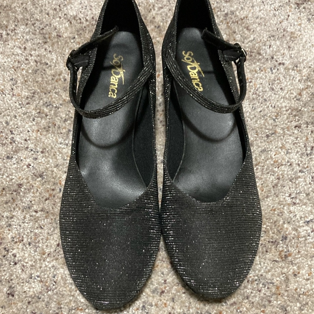 So Dansa dancing shoes.